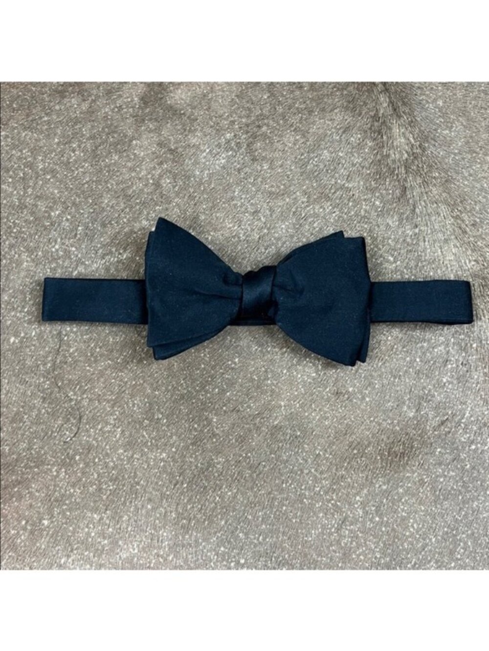 Brooks Brothers Makers Silk Black Bow Tie Evening Formal Cocktail Tie